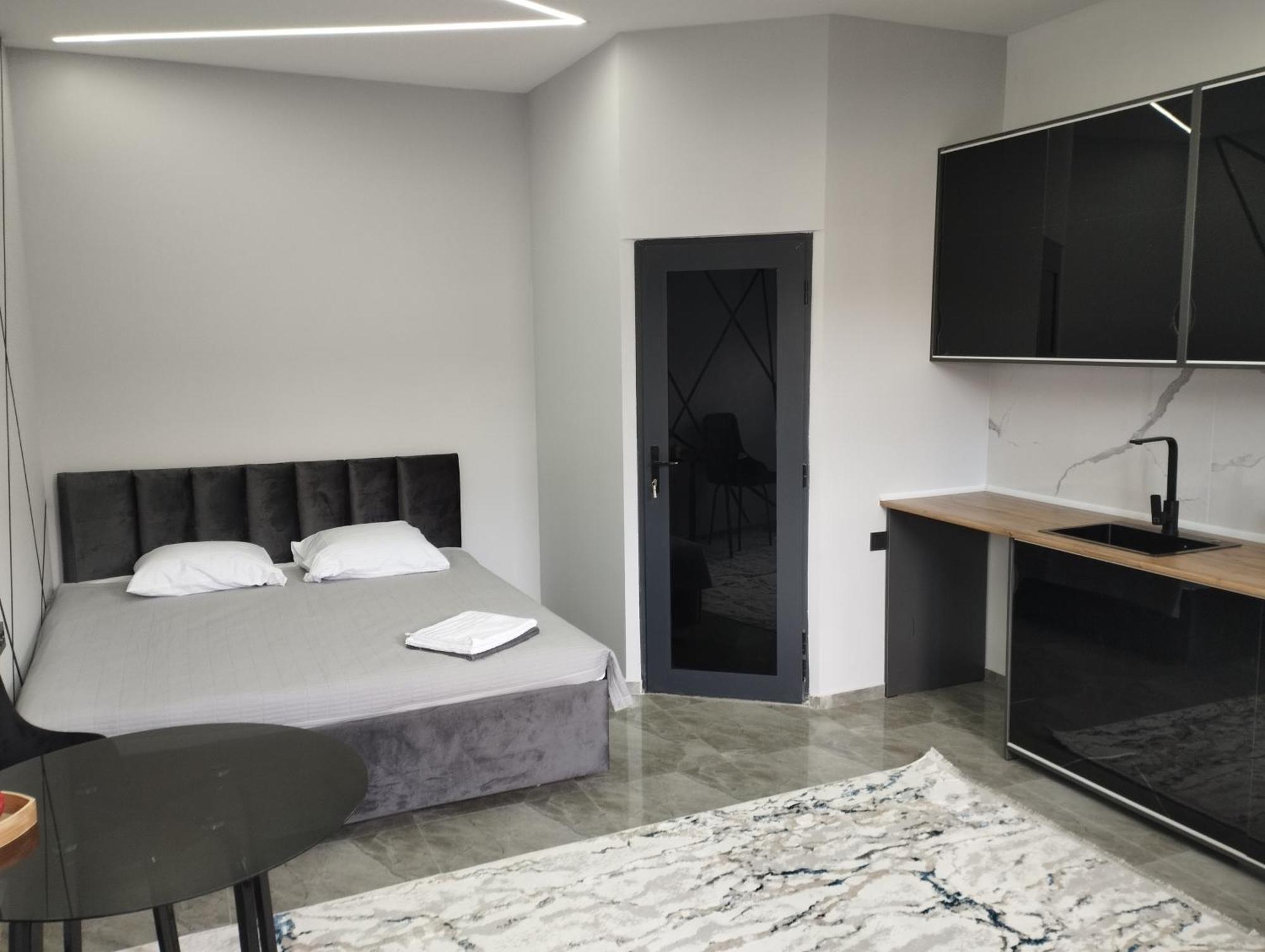 Lumi Hotel บิชเคก ภายนอก รูปภาพ