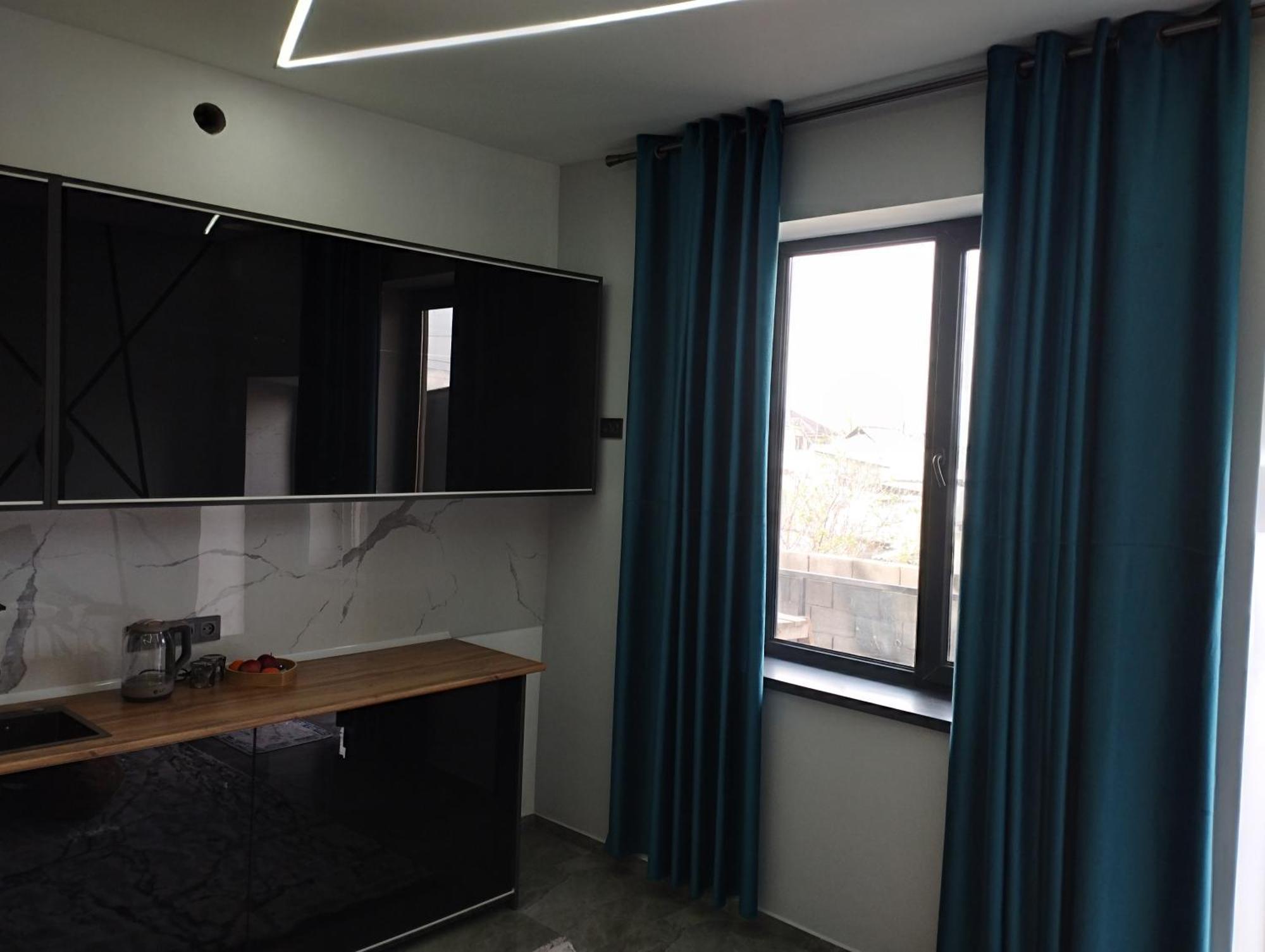 Lumi Hotel บิชเคก ภายนอก รูปภาพ